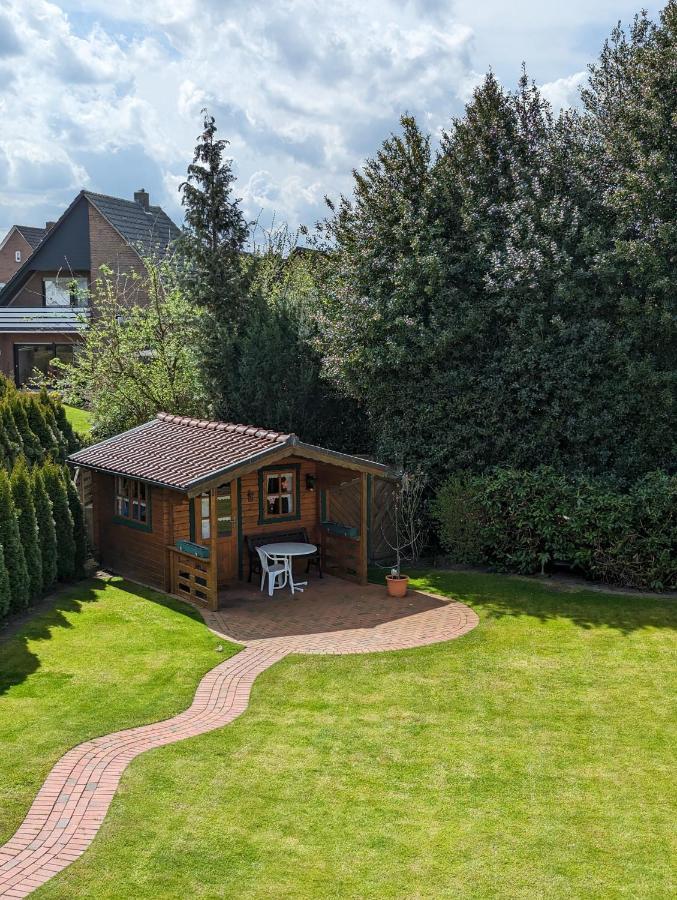 Ferienwohnung Leni Erstes Og Inkl Balkon Gartenblick Kostenfreier Parkplatz Stadtnah Aber Ruhig Gelegen Meppen Esterno foto